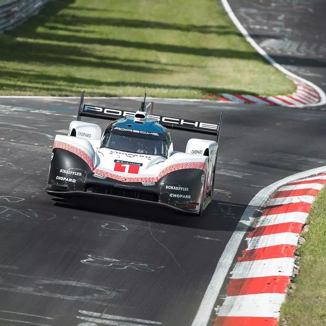 尘封35年后,保时捷再次刷新纽北最快圈速记录!