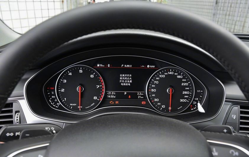 看仪表盘猜车型赢定制版世界杯礼物