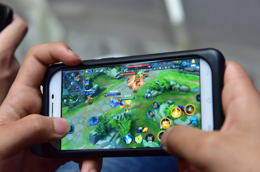 五五开黑节:长得好看的人都在打《王者荣耀》