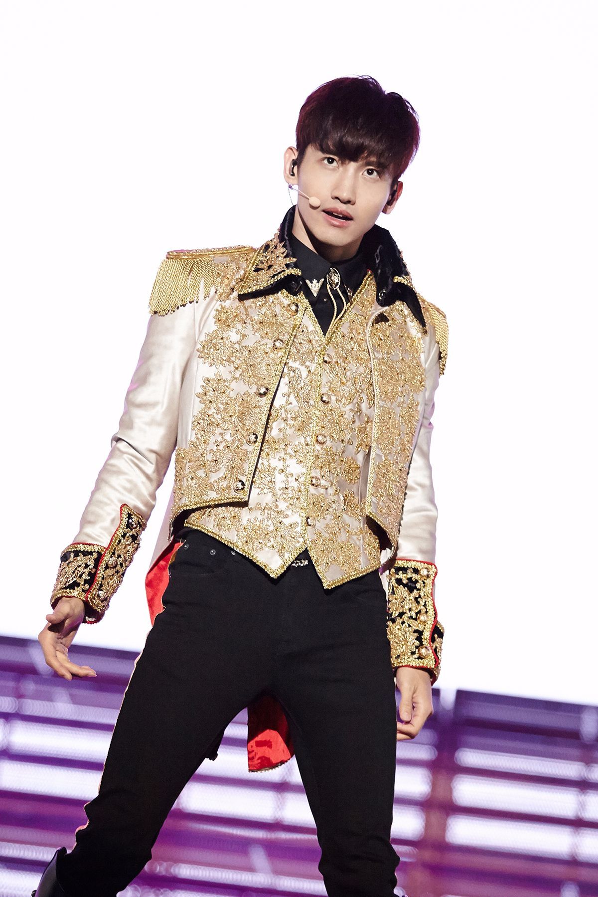 东方神起时隔2年11个月再办韩国演唱会