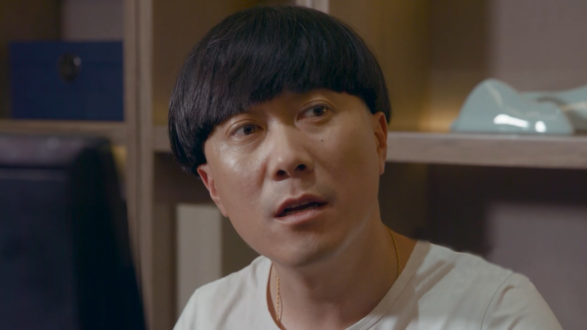 陈翔六点半:小伙痴迷游戏忘记一切,反而吓走了家中的小偷!