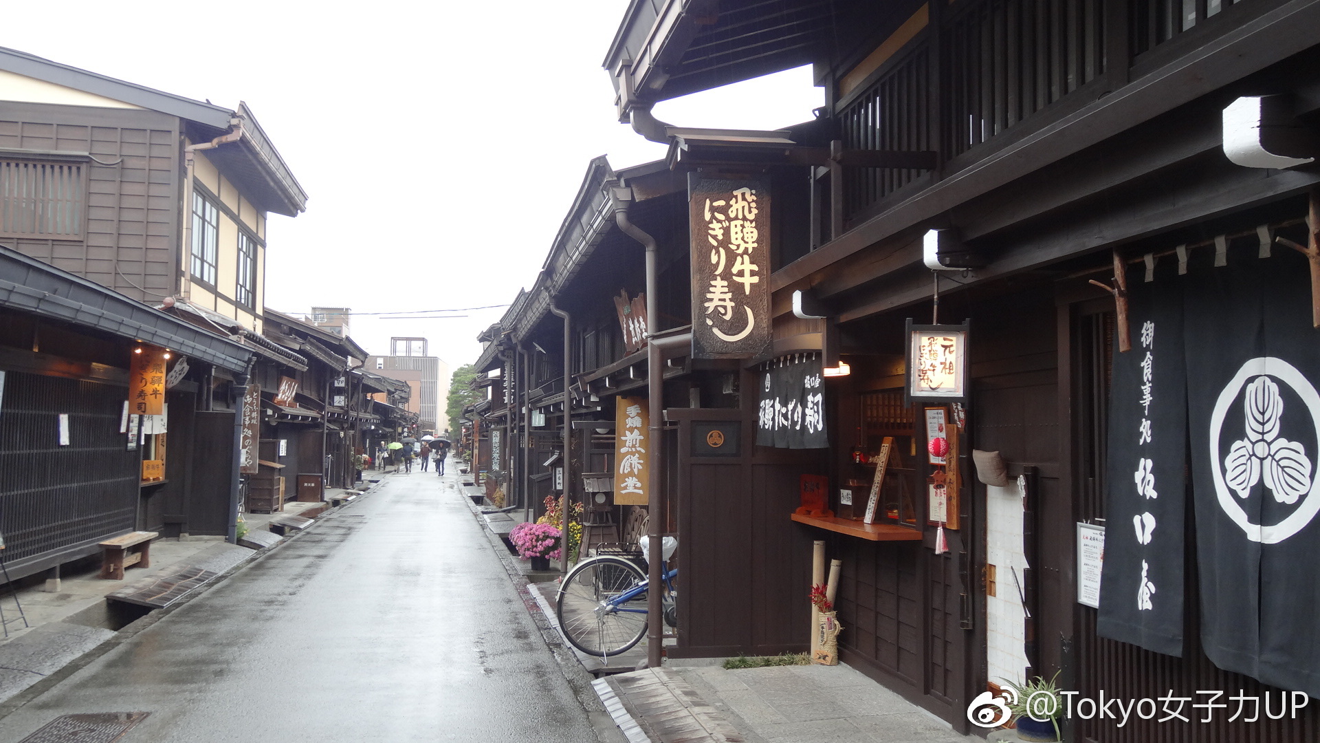 城下町曾是商人的街道,分为上町和下町.