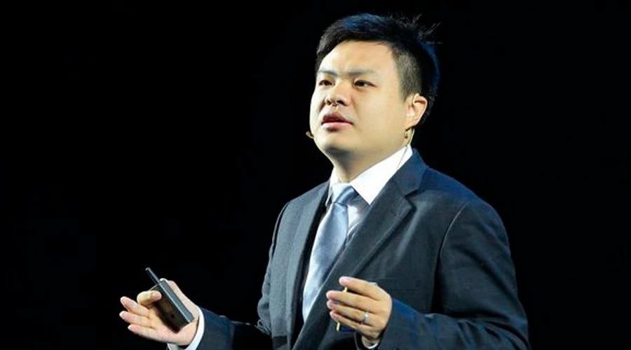 刘若鹏 34岁,财富135亿.