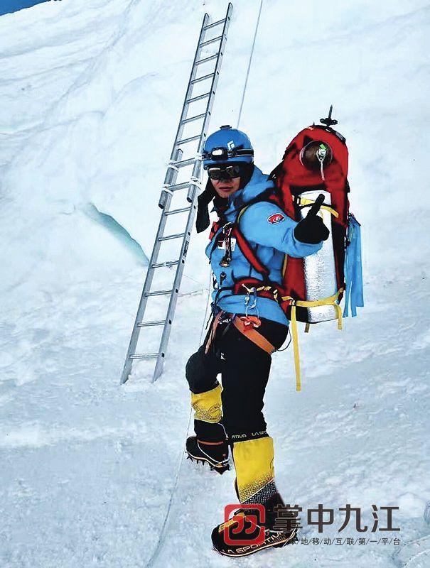 厉害了!九江退伍军人韩啸成功登顶珠峰!江西本