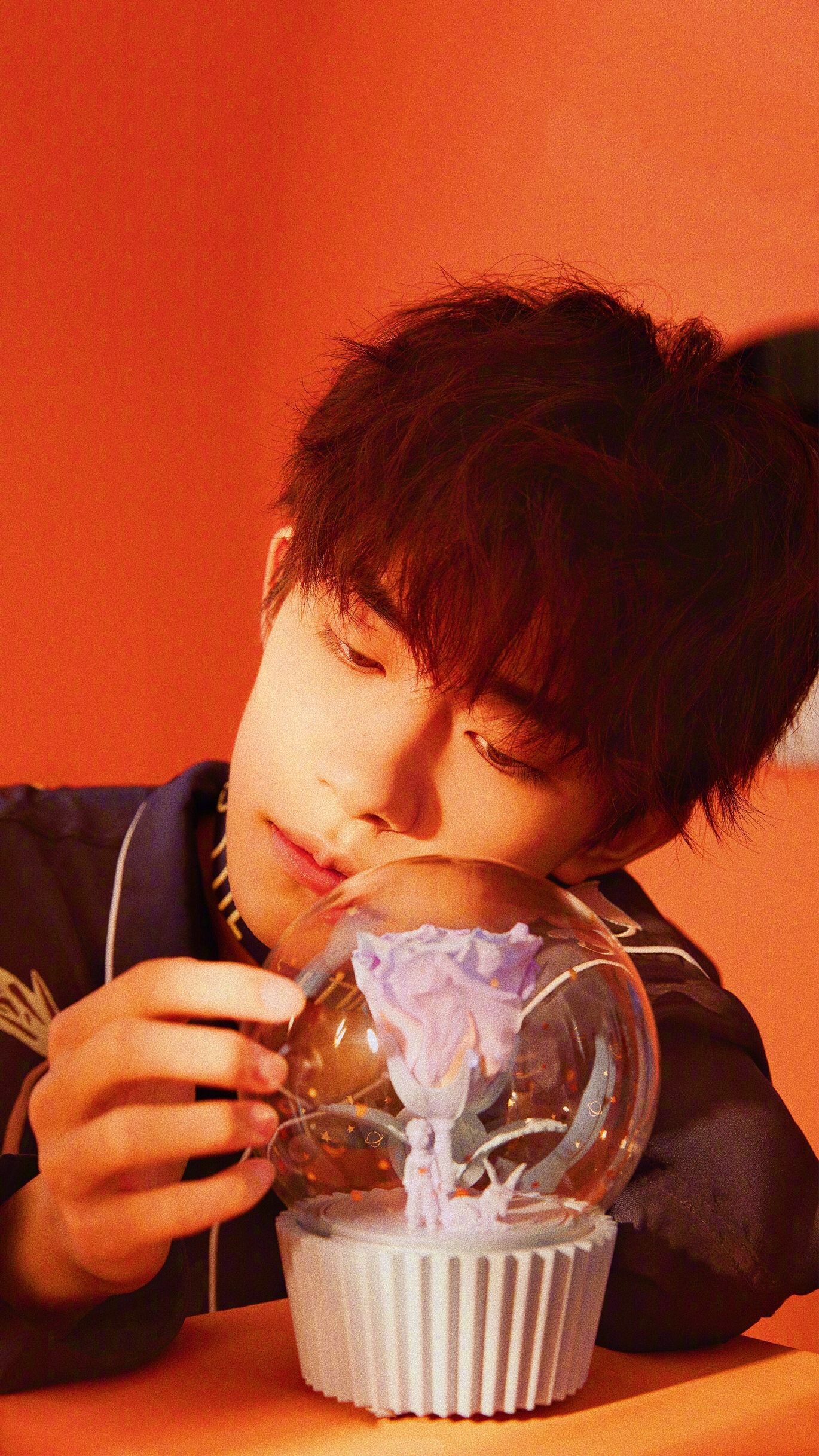 四字弟弟易烊千玺的手机壁纸无水印已阅点赞