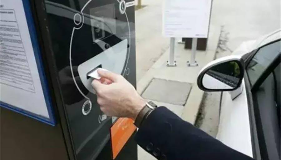 杭州驾考科目二新增停车取卡后,学员感叹:这