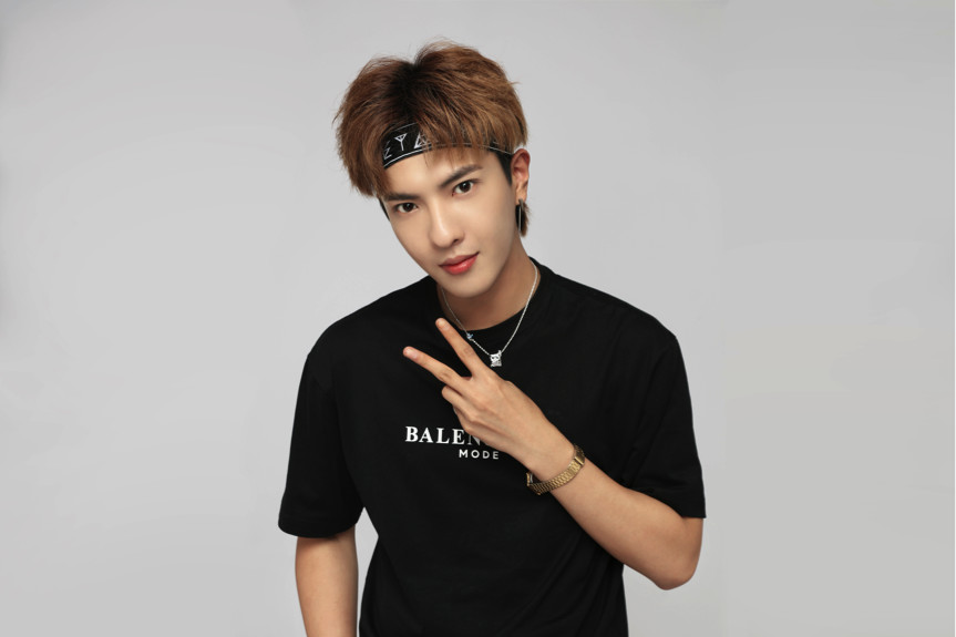 作为慈文传媒旗下艺人的董岩磊通过这次活动对公益有