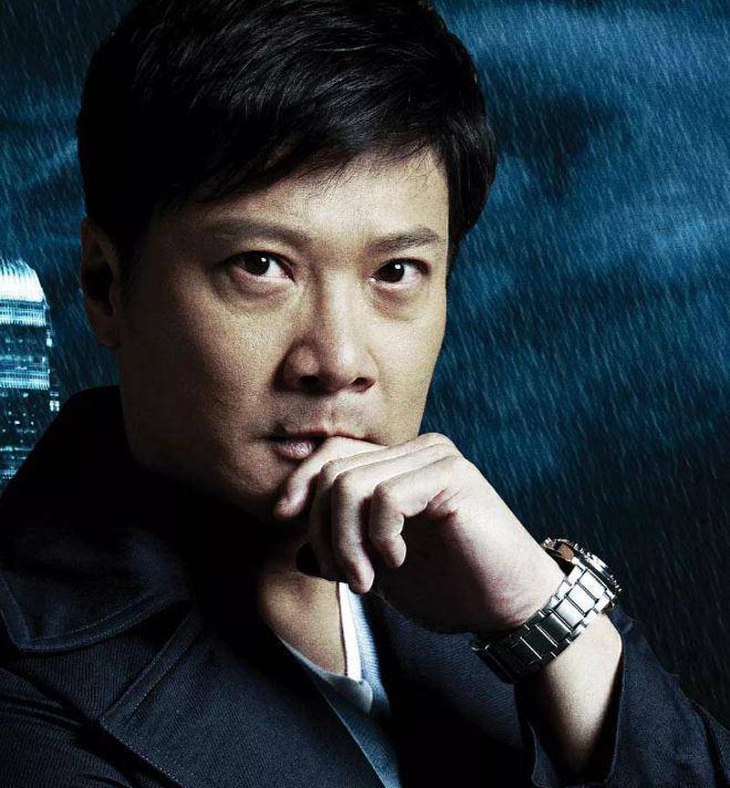 长得漂亮不耐看,大10岁老公也是演员,如今结婚6年过成这样