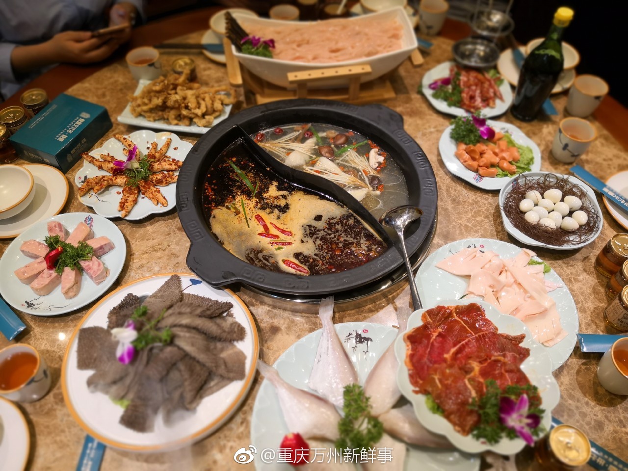 猜猜是万州哪一家火锅?确实食材新鲜,味道真心不错!