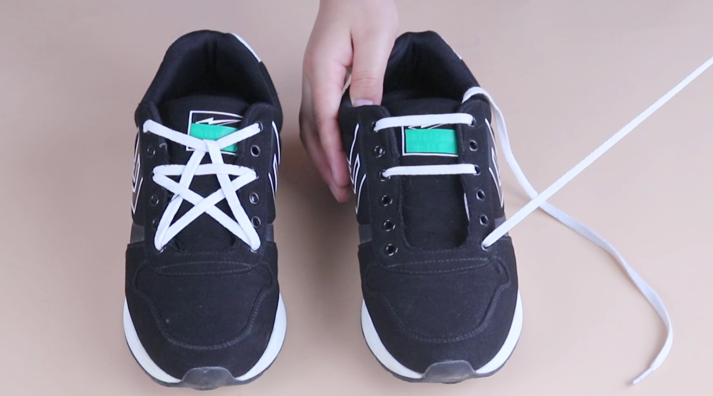 这种五角星鞋带系法一点也不难!点子姐手把手教你,2分钟学会