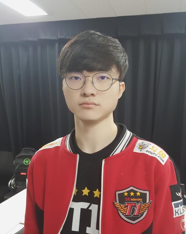 加里奥?斗鱼第一妖姬久哥哥帮你探秘|加里奥|斗鱼|岳伦_新浪新闻