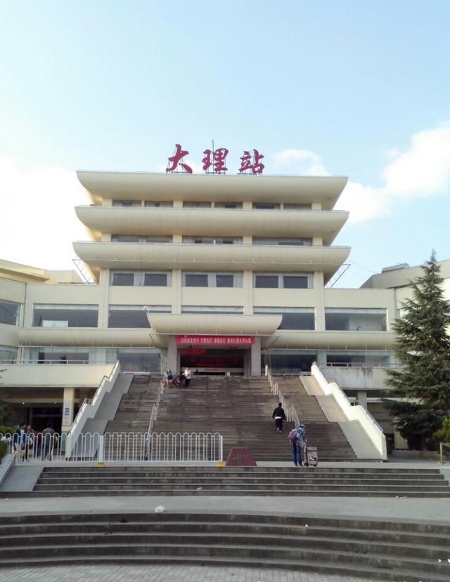 盘点全国各地火车站,你觉得哪个最好看?