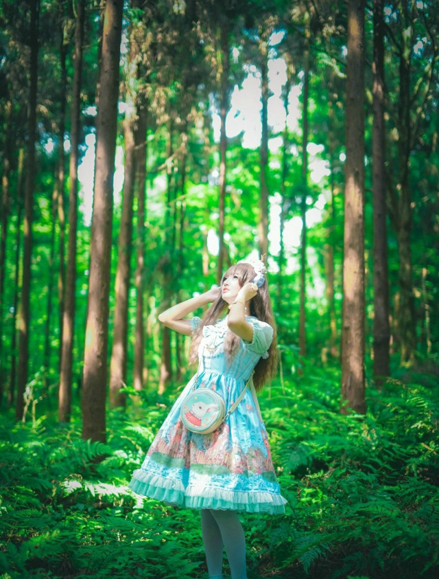蓝精灵森林系清纯靓丽唯美嫩妹私拍