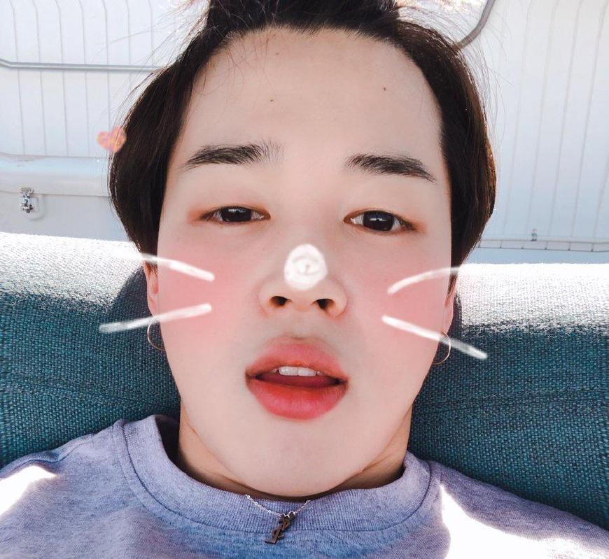 金泰亨,田柾国比拼"苹果头",朴智旻自拍撩刘海,粉丝:太萌啦