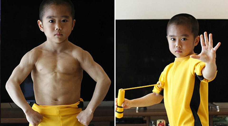 日本小萌娃崇拜功夫大师李小龙 4岁起苦练武术