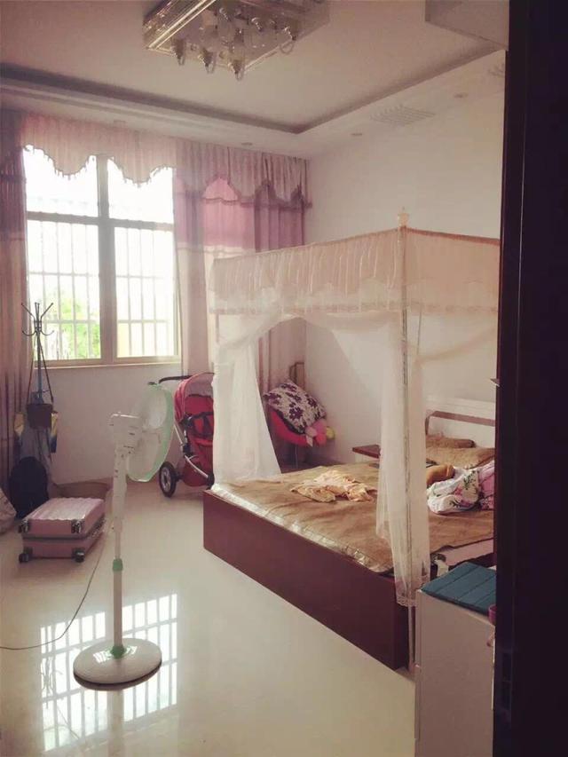 乡下农村的房子,300平两层带阁楼的独院,也来晒晒我家的装修