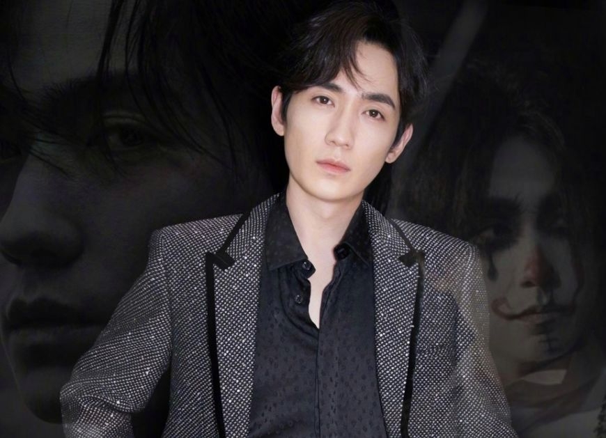 朱一龙扮小丑直面"黑料",粉丝努力憋泪:陪你一起正面刚