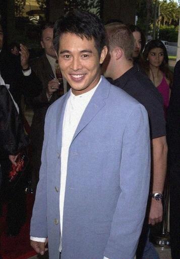 李连杰万千武侠迷偶像众多杰哥罕见照片绝对有你没见过的