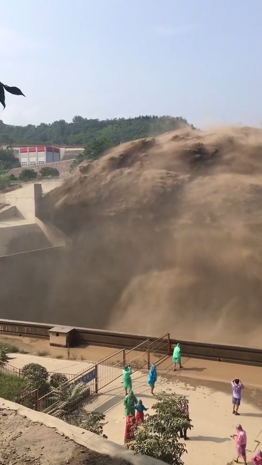 搞笑想带你去看星空万里视频制作