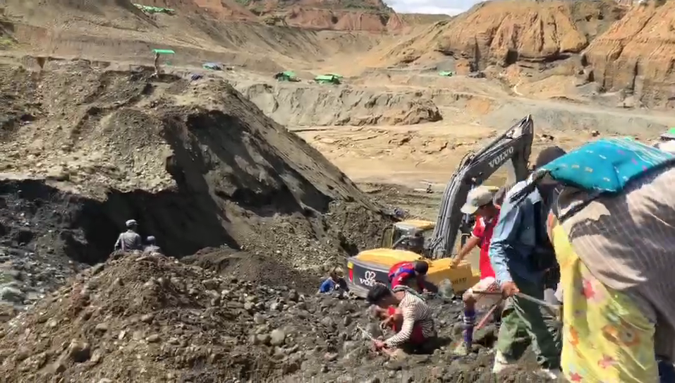 精美翡翠玉器背后,包含着血与泪,缅甸翡翠玉石矿场的真实写照!