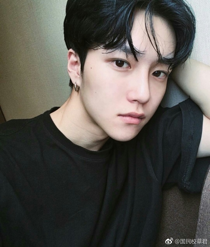 来自韩国的小鲜肉中分超帅的