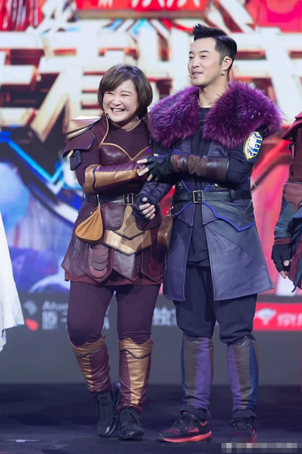 体重飙升200斤被吐槽,网友:要是瘦就不火了|贾玲|包贝尔|沙溢_新浪