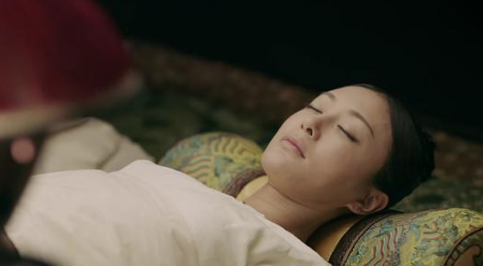 魏璎珞百年后尸身被挖出,除了乾隆,还有谁能够让她被赐毒身亡呢