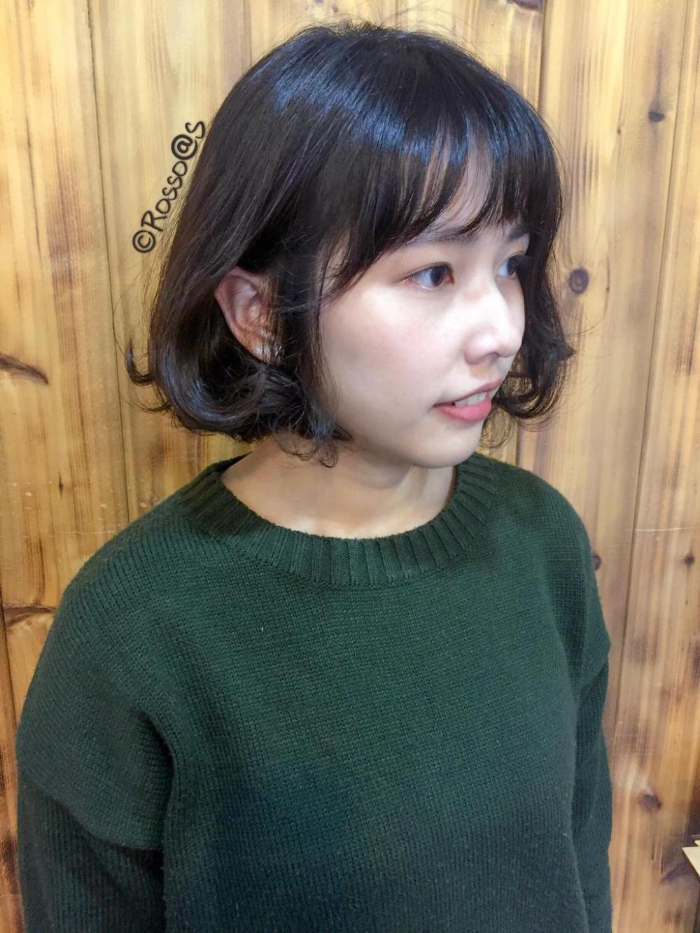 又到发型换季潮20款春夏女生短卷发攻略