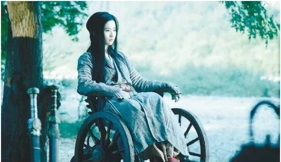 这样一个传奇人物,在电视剧中有许多人饰演过.