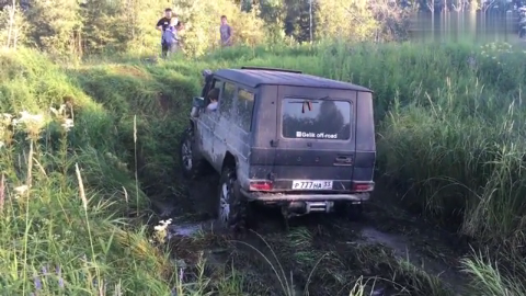真正新能源汽车!奔驰新款越野SUV只需加水,一