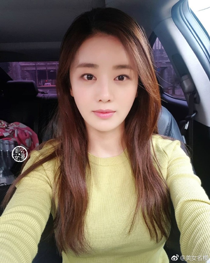 颜值控的美女很美很迷人