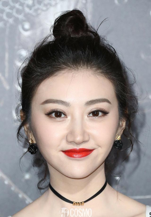 娱乐圈中谜一样的女人, 连王思聪都不敢惹, 却总是火不起来