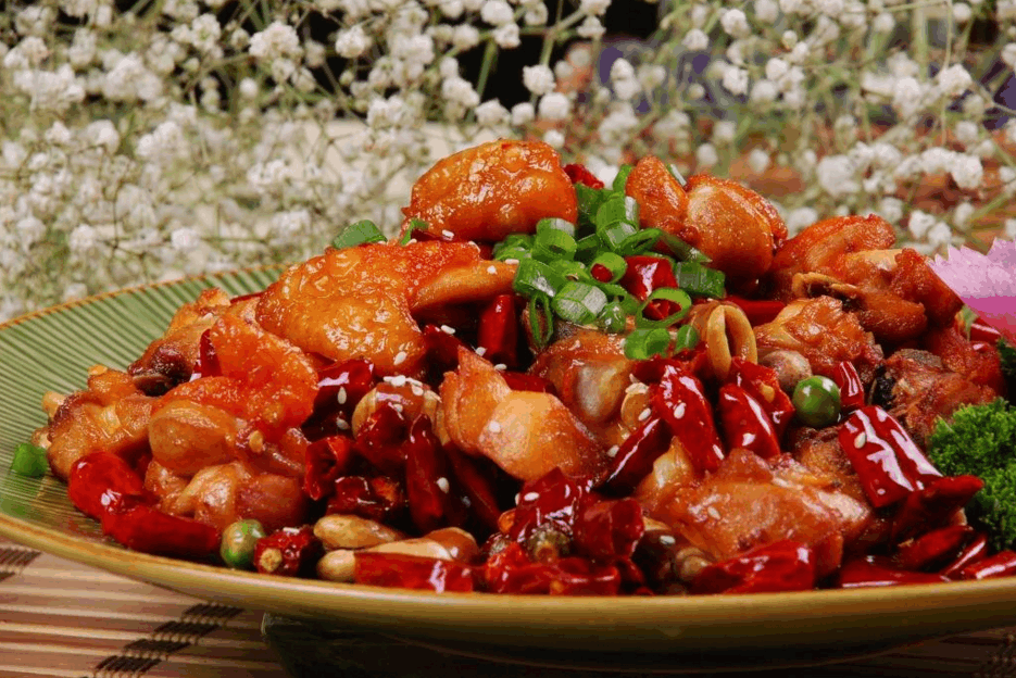 学会这道正宗的重庆辣子鸡做法, 十里飘香隔壁家都想来蹭饭