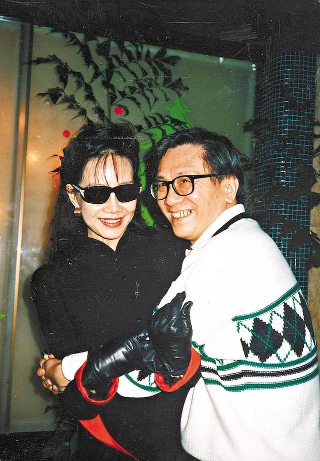 林燕妮因肺癌去世享年75岁 曾与风流才子黄霑爱得轰烈