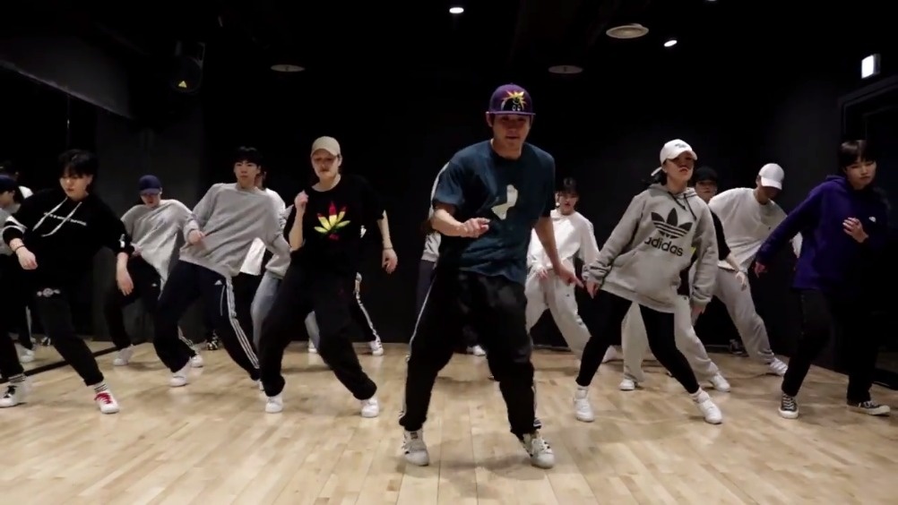 舞蹈教学超棒的poppin入门教学,感觉看两遍就能学会的样子! 67