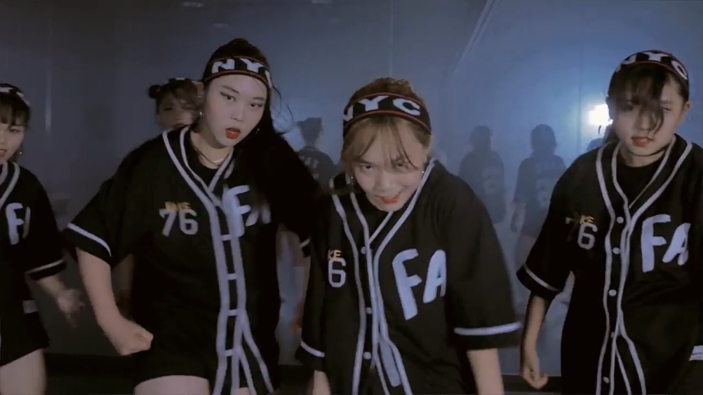 舞蹈alien舞团最新力作,背景音乐《pep rally》,帅炸! .