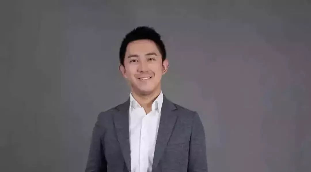 一小时狂赚2个亿,4年成为行业第一,他说,做事要顺势而为!__财经头条