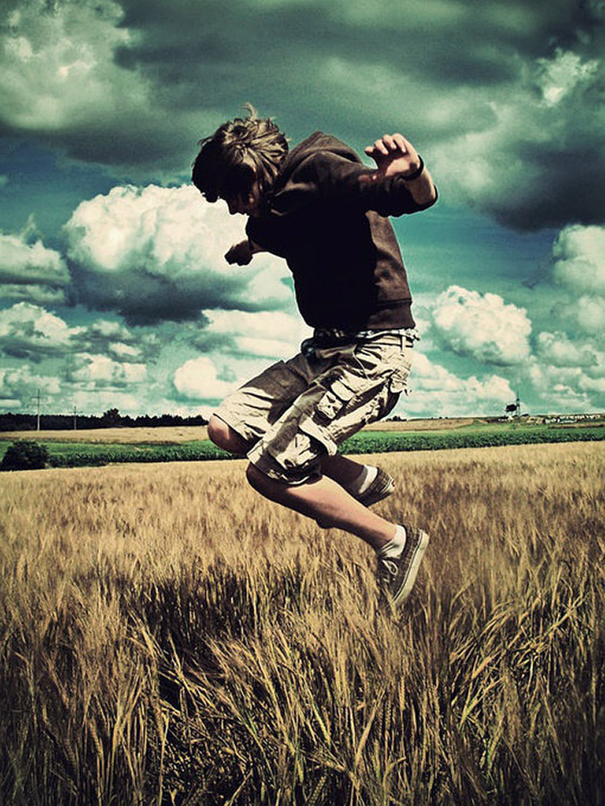 {摄影教程}如何拍摄跳跃照的方法最好?