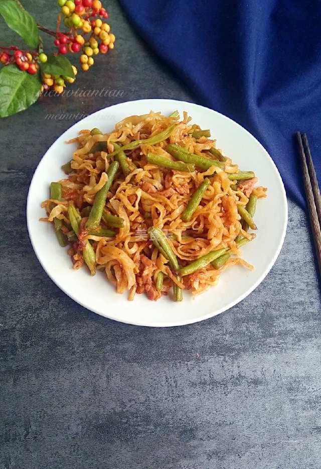 豆角焖面的家常做法,照这个做法,怎么都吃不够!