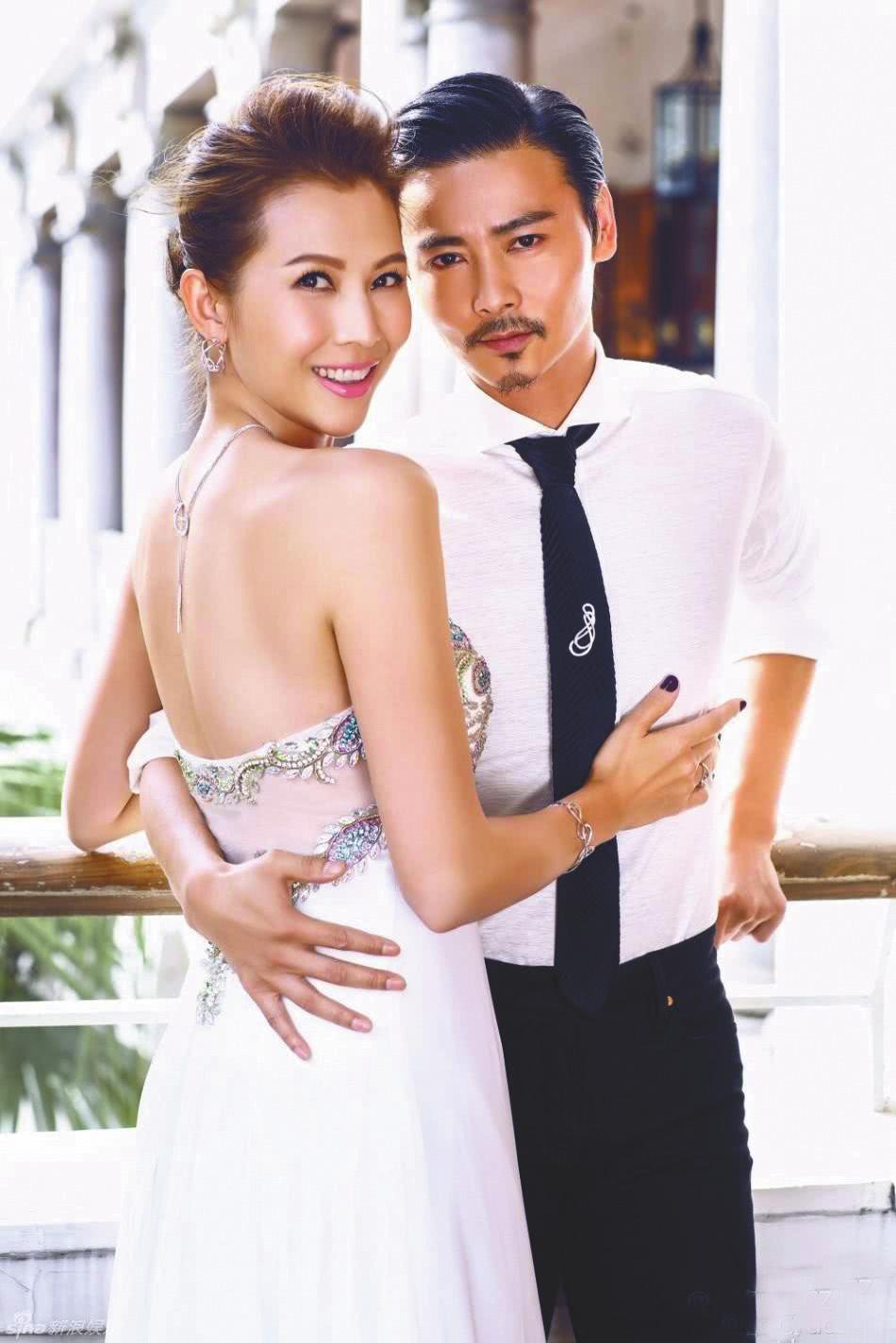 蔡少芬张晋经常只用一个姿势,网友:娘娘天天一个姿势不会腻吗?