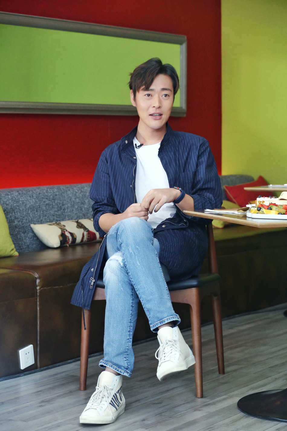 张桐做客《星月对话》:理科生的感性选择