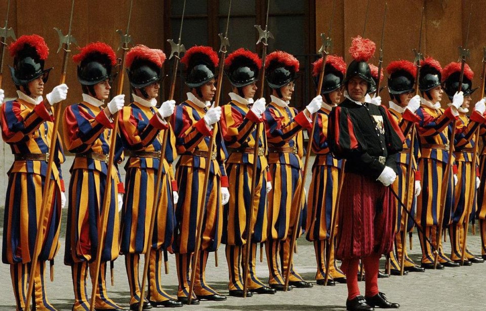 梵蒂冈|天安门广场|卫队_新浪新闻