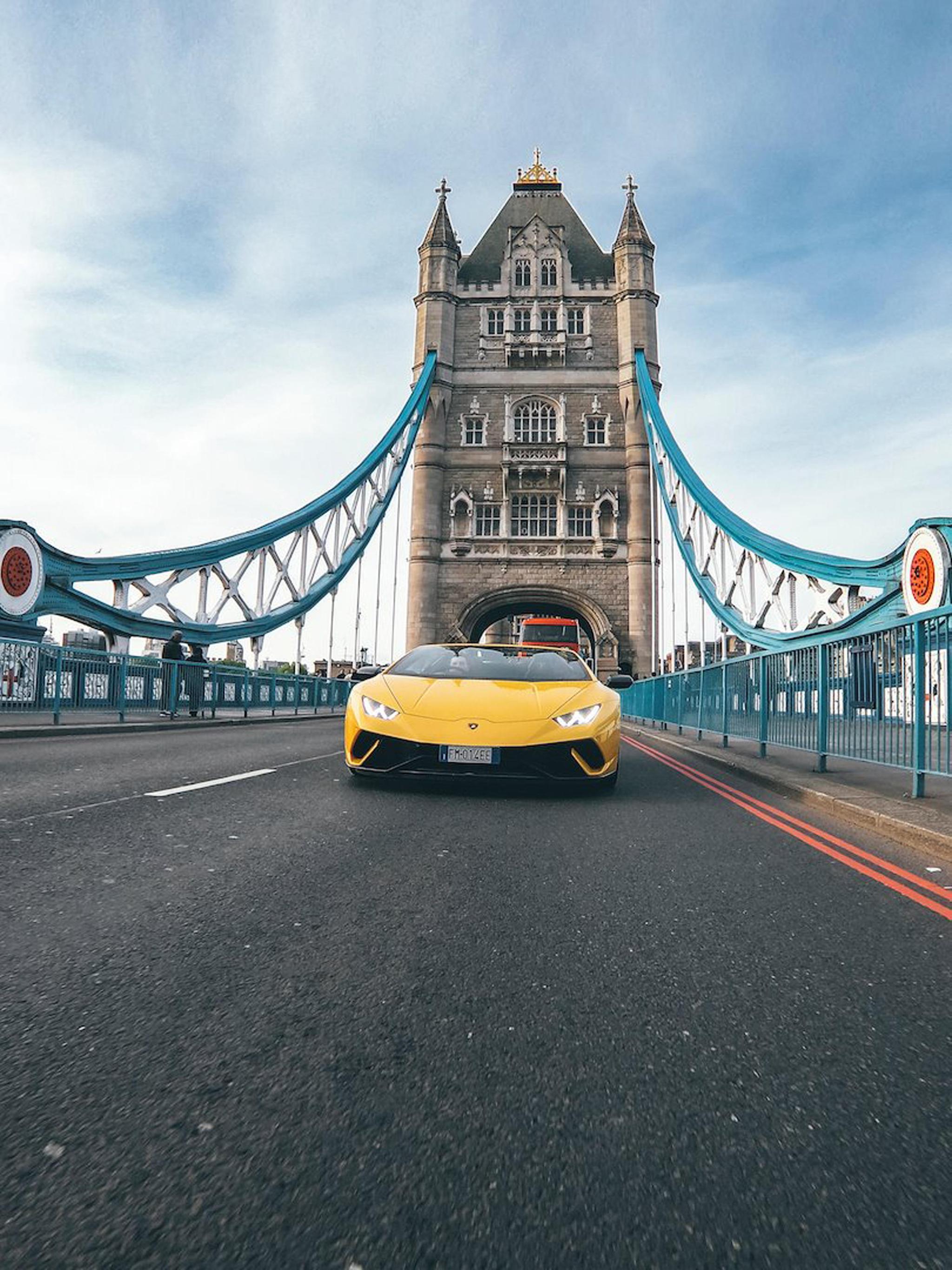 看汽车,学英语:lamborghini 兰博基尼唯美图集!