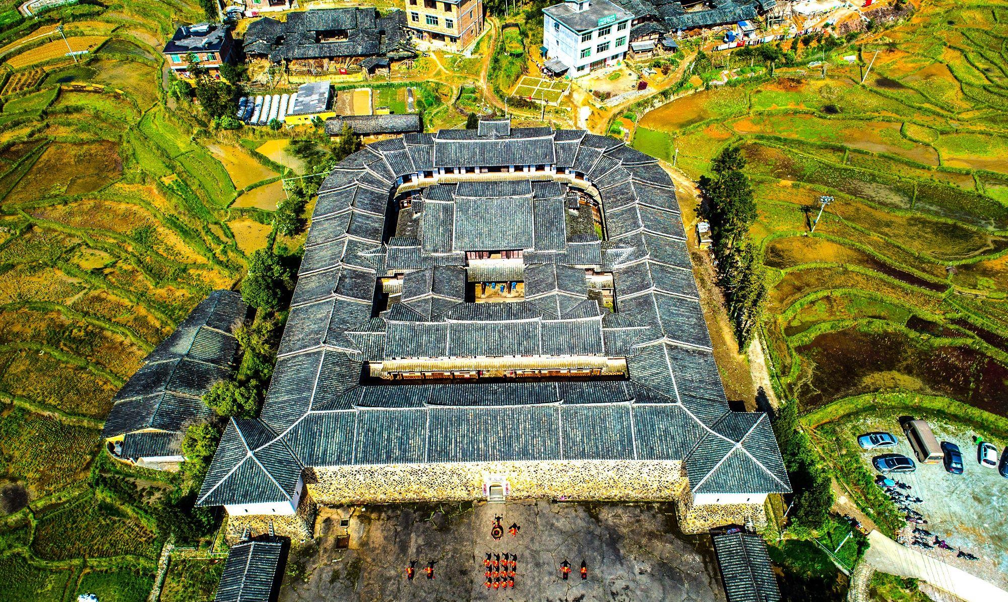 航拍福建安贞堡，为何几百土匪半个月攻不下来？|安贞堡|土匪|福建_新浪新闻