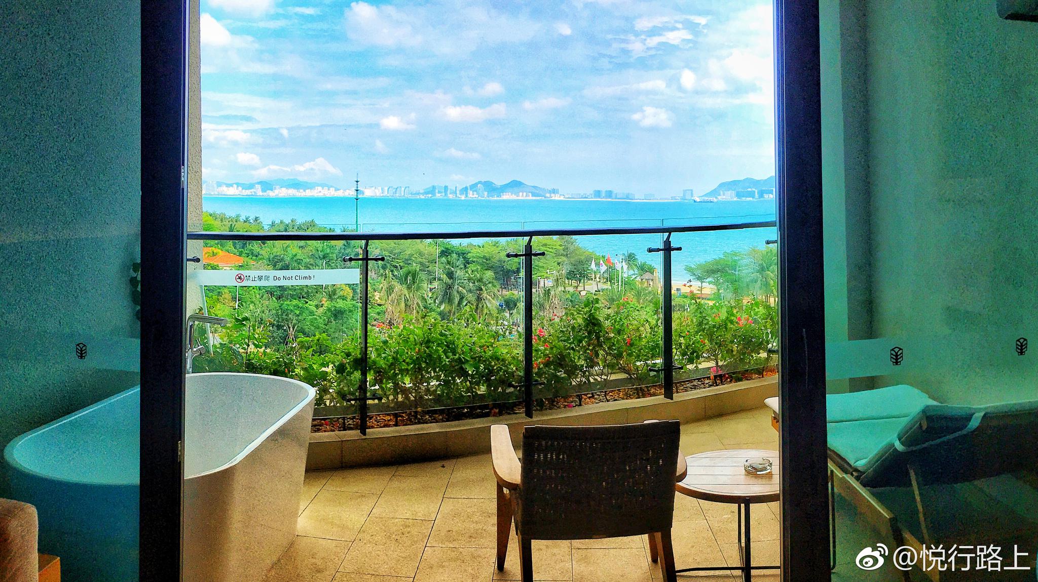 想念在三亚看海发呆的日子