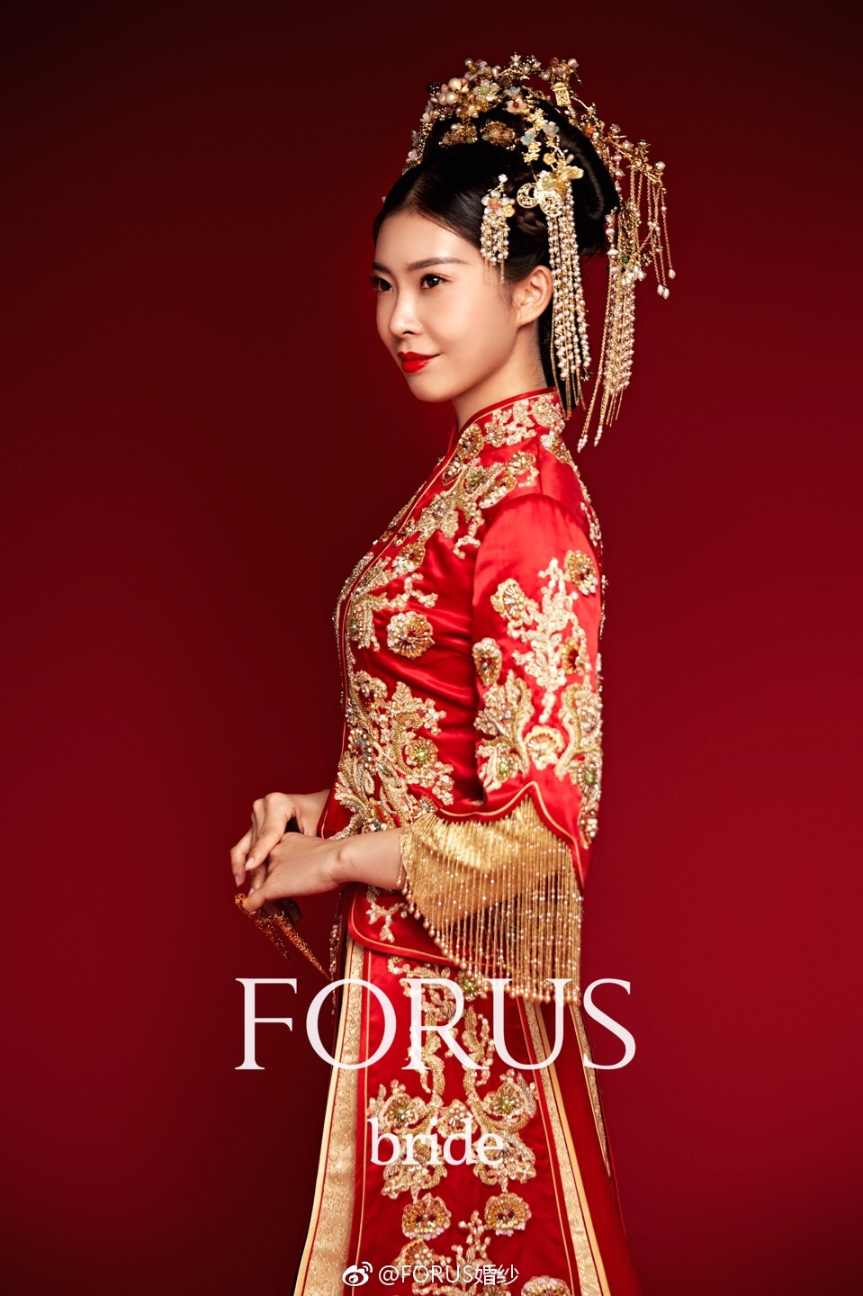 新一季中式华服预告片云肩/ 流苏 /百褶凤尾/ 刺绣长摆哪一款你最喜