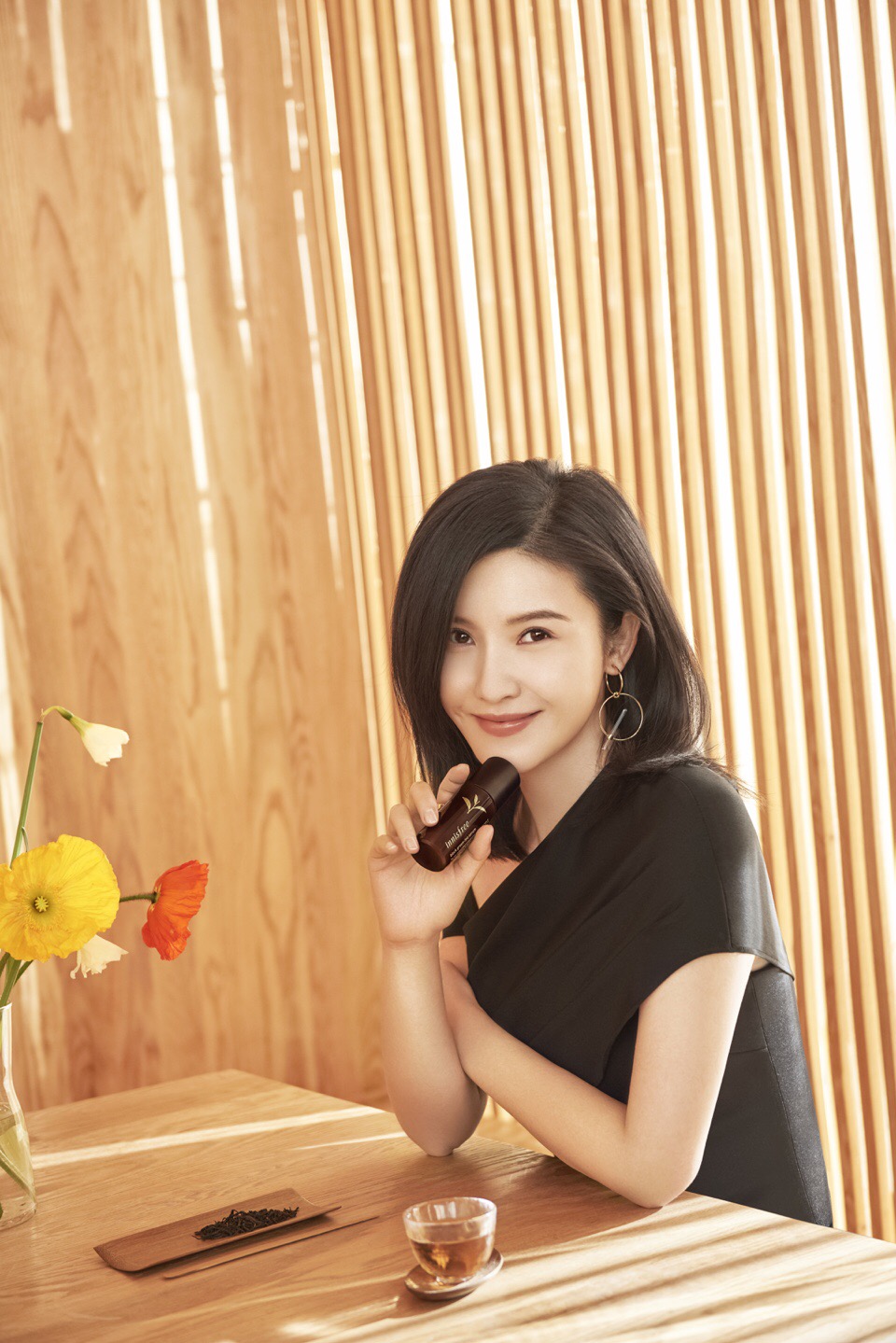 抢,心素如简,人生如茶,@innisfree悦诗风吟 黑茶系列形象大使@杨子姗