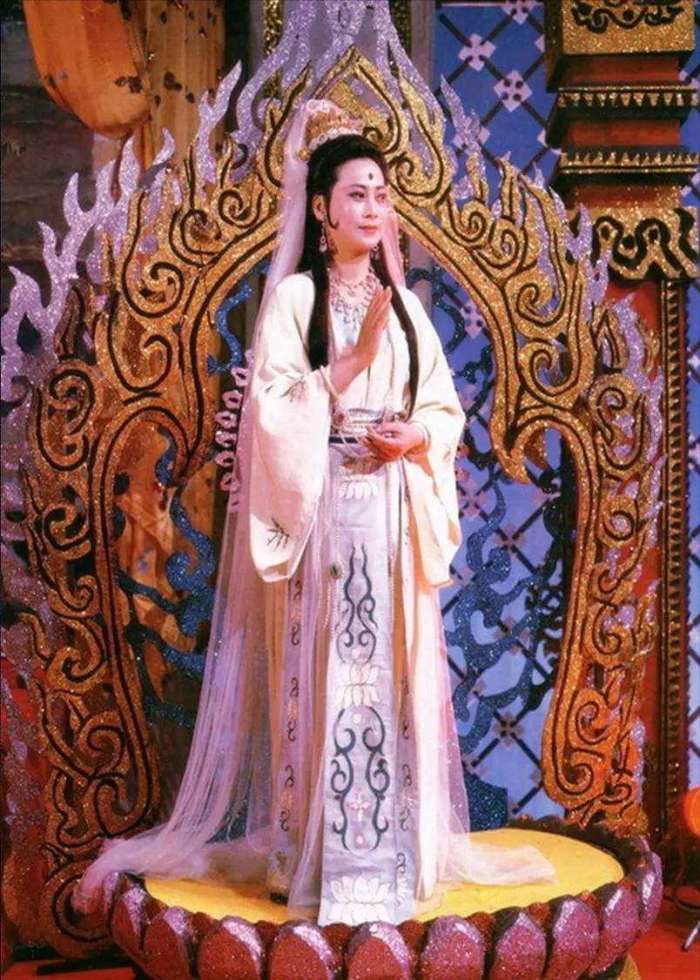 86版《西游记》观音唐僧再重逢,一个胖嘟嘟,一个肉嘟嘟!