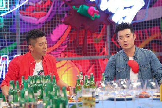 吴昕新节目暴露明星爱整的部位,娱乐圈半数躺