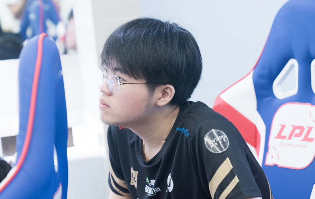 lol为什么姿态去不了msi或许原因就出在他的心态上